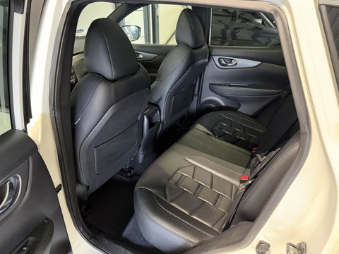 Nissan QASHQAI 1.3 DIG-T Tekna + Bose Leer Carplay Camera