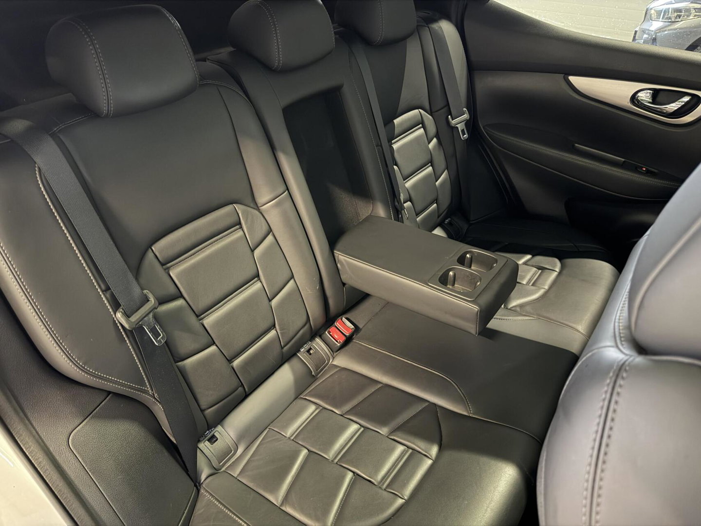 Nissan QASHQAI 1.3 DIG-T Tekna + Bose Leer Carplay Camera