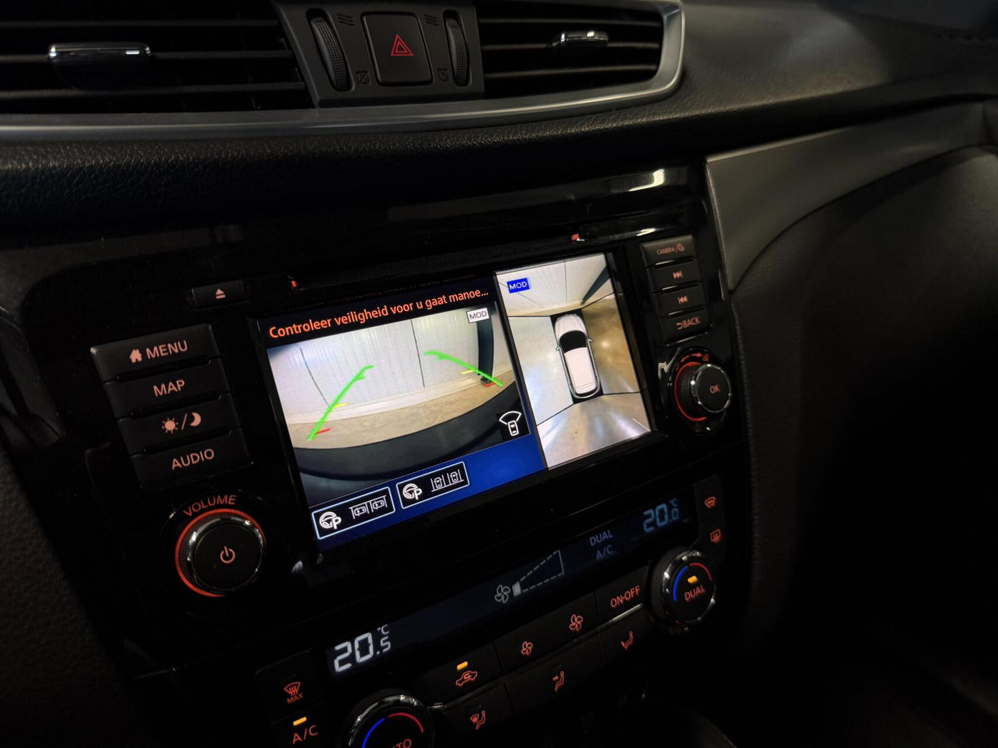 Nissan QASHQAI 1.3 DIG-T Tekna + Bose Leer Carplay Camera