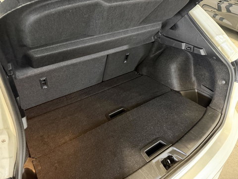 Nissan QASHQAI 1.3 DIG-T Tekna + Bose Leer Carplay Camera