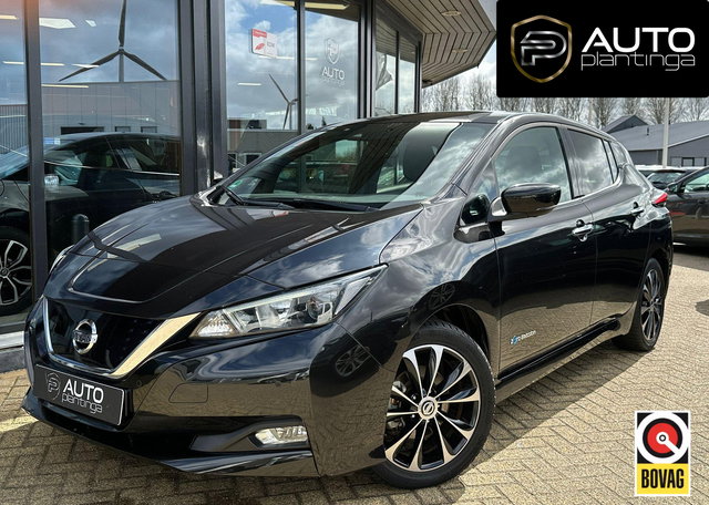 Nissan Leaf - 40 kWh LUXE | SOH 91,6% | Achteruitijcamera | Navigatie | Climate Control | Lichtmetalen Velgen | 2 Sleutels |