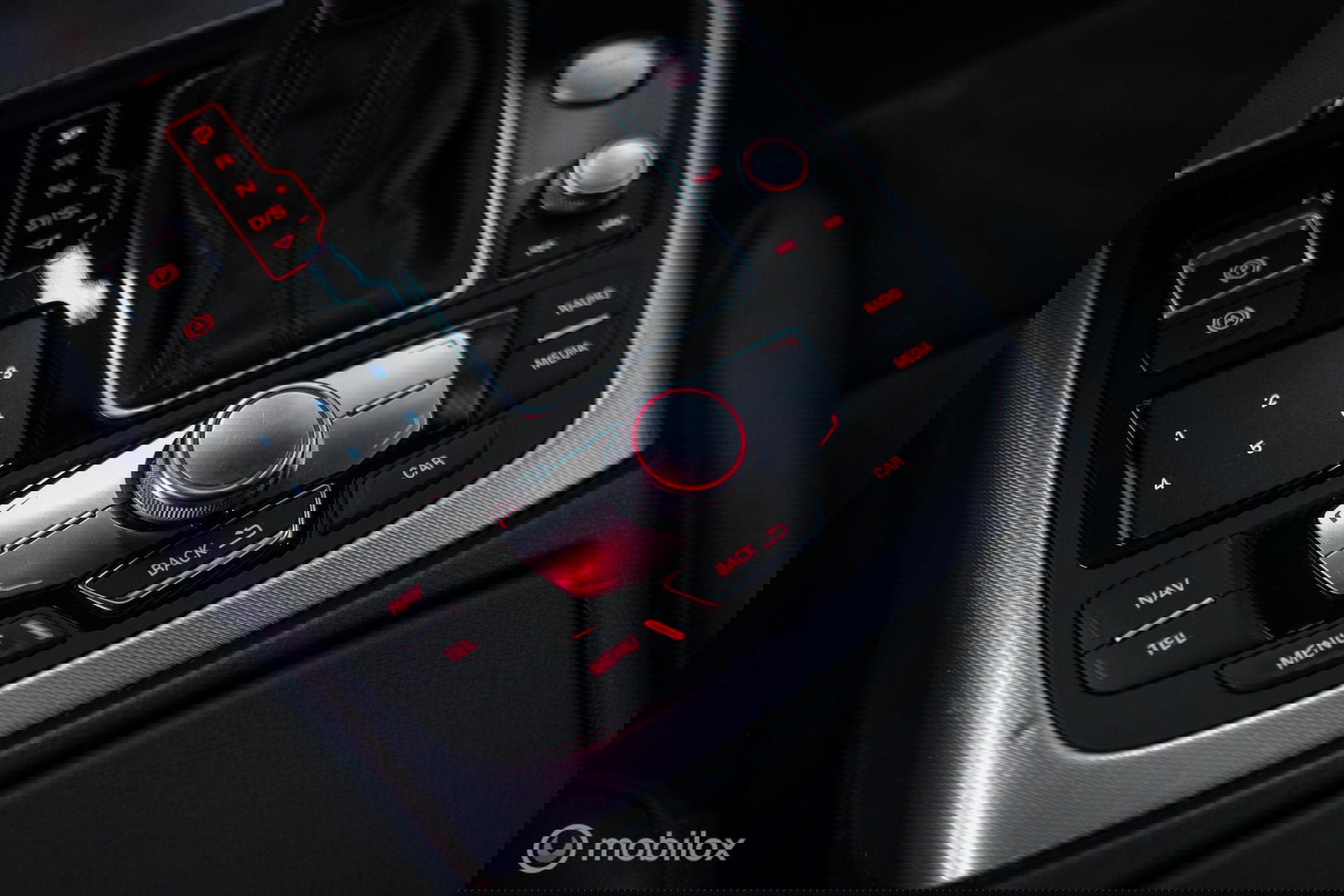 Audi A6 Avant 2.0 TDI ultra S line Edition | Bose | Trekhaak | Adaptive cruise | Leder | Dealer oh | zeer nette auto |