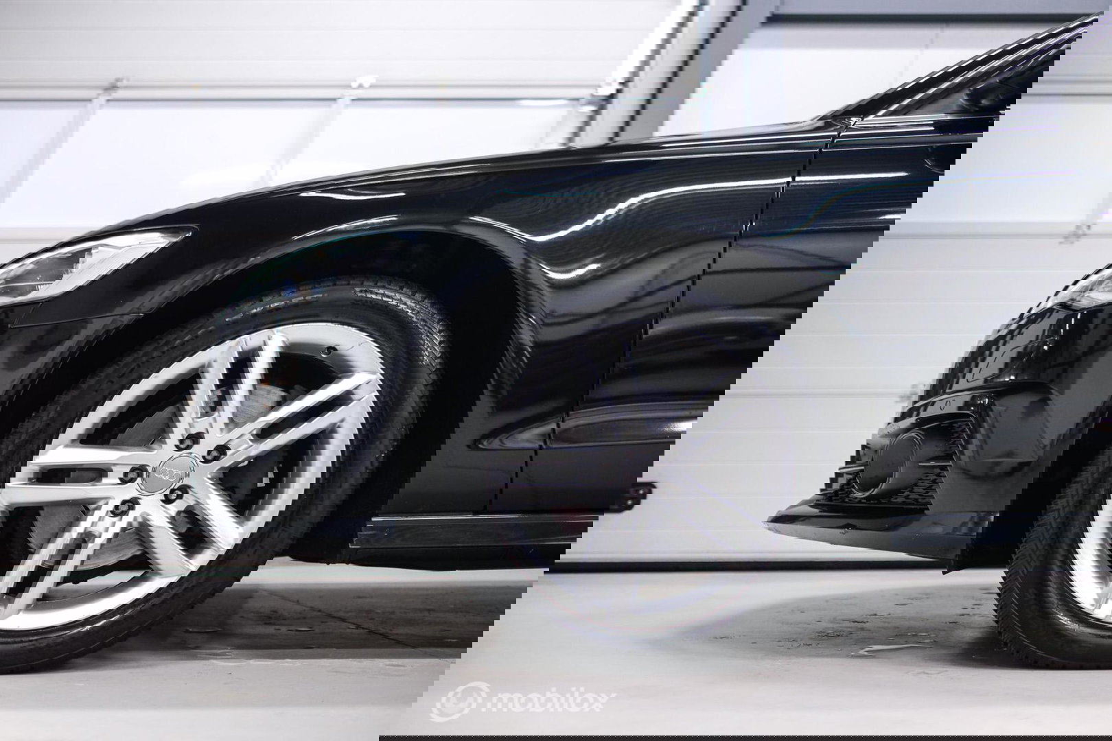 Audi A6 Avant 2.0 TDI ultra S line Edition | Bose | Trekhaak | Adaptive cruise | Leder | Dealer oh | zeer nette auto |