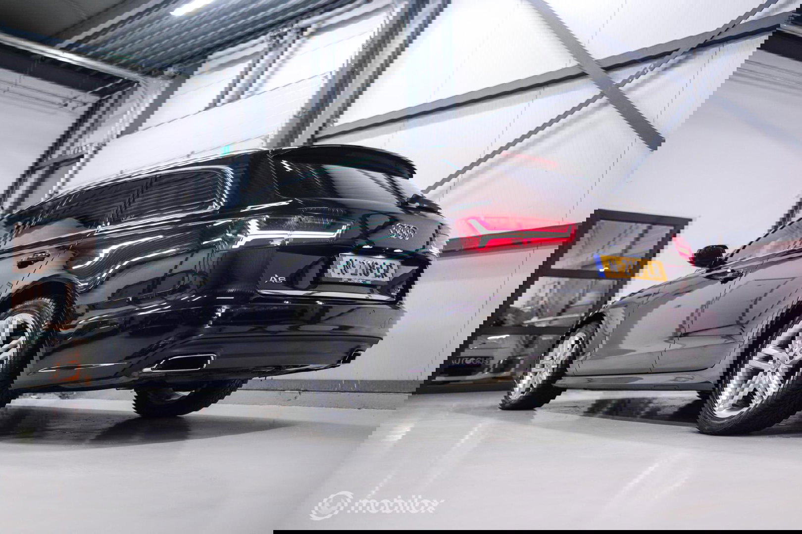 Audi A6 Avant 2.0 TDI ultra S line Edition | Bose | Trekhaak | Adaptive cruise | Leder | Dealer oh | zeer nette auto |