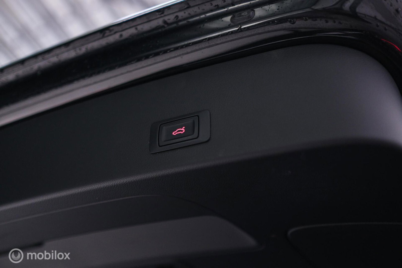 Audi A6 Avant 2.0 TDI ultra S line Edition | Bose | Trekhaak | Adaptive cruise | Leder | Dealer oh | zeer nette auto |