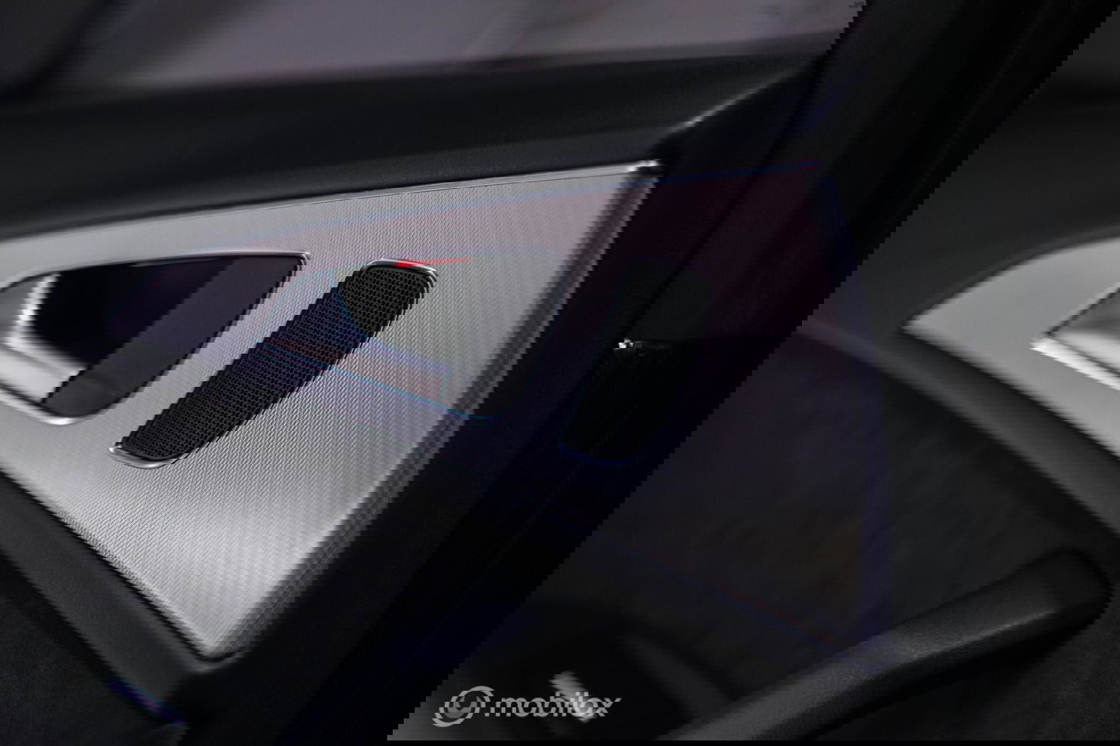 Audi A6 Avant 2.0 TDI ultra S line Edition | Bose | Trekhaak | Adaptive cruise | Leder | Dealer oh | zeer nette auto |