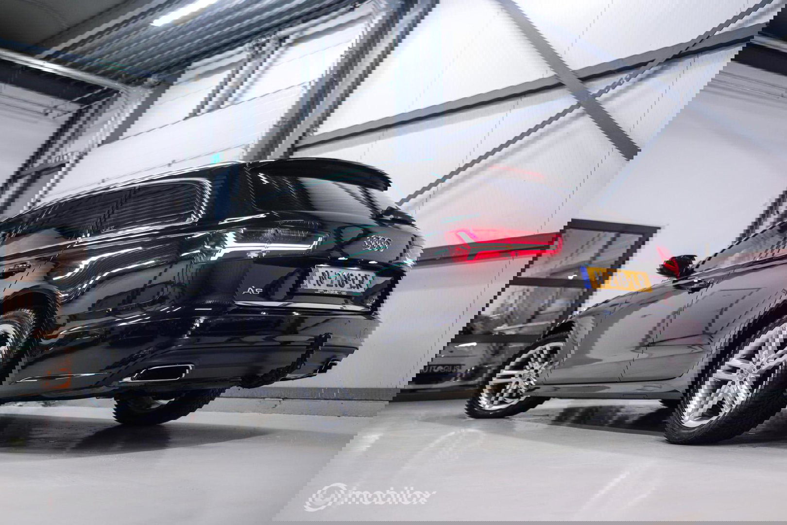 Audi A6 Avant 2.0 TDI ultra S line Edition | Bose | Trekhaak | Adaptive cruise | Leder | Dealer oh | zeer nette auto |