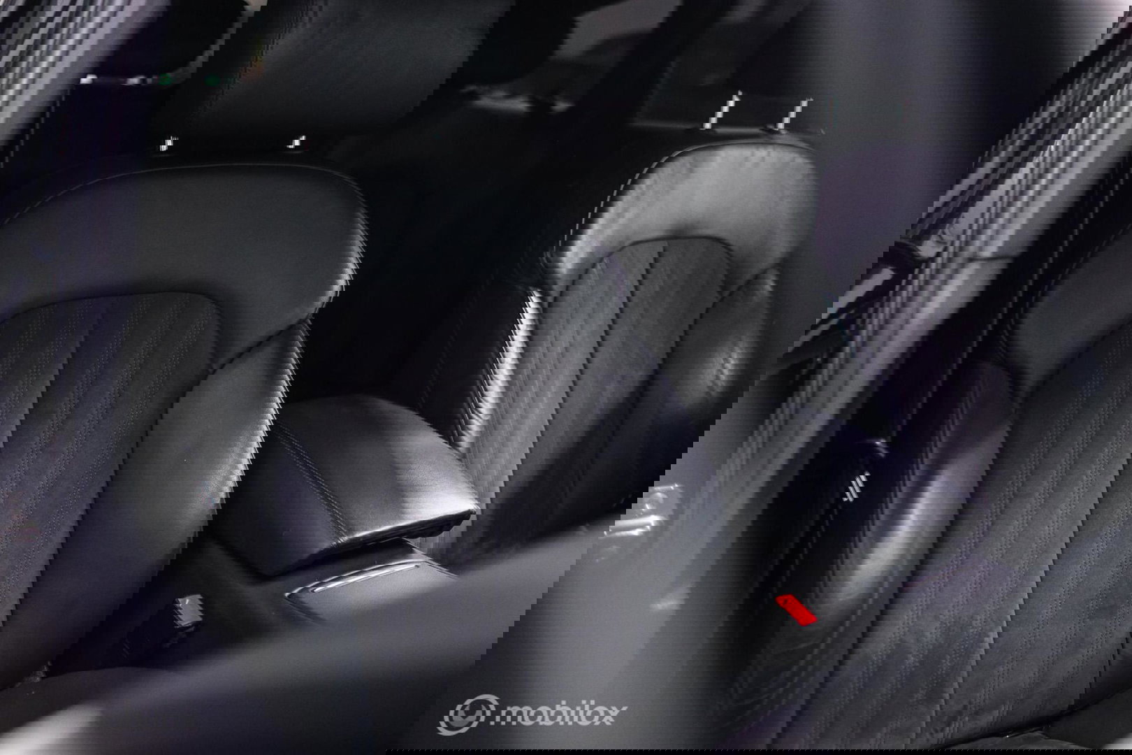 Audi A6 Avant 2.0 TDI ultra S line Edition | Bose | Trekhaak | Adaptive cruise | Leder | Dealer oh | zeer nette auto |