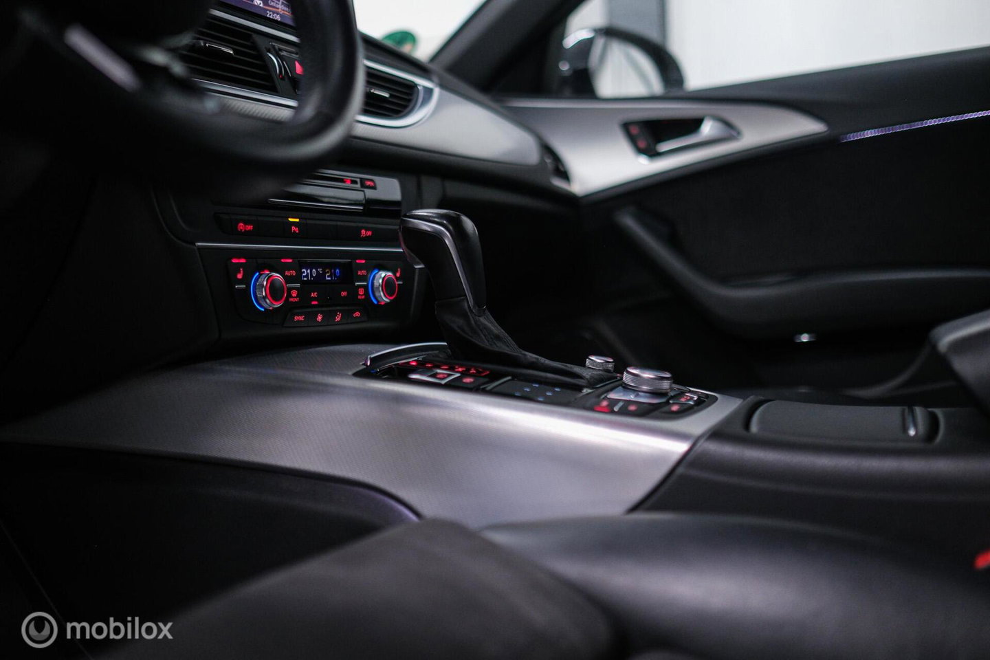 Audi A6 Avant 2.0 TDI ultra S line Edition | Bose | Trekhaak | Adaptive cruise | Leder | Dealer oh | zeer nette auto |