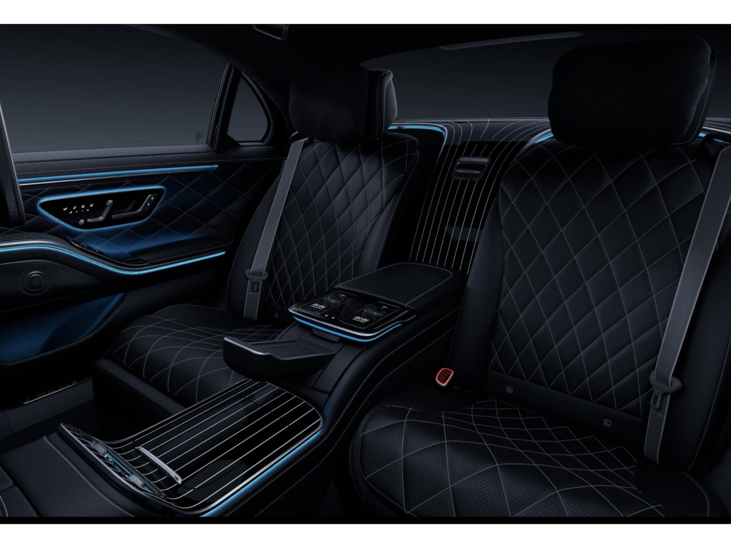 Mercedes-Benz S-Klasse S450d AMG 390pk Lang MODEL 2027 VOL!! Chauffeurspakket Rear entertainment 4-seater *BTW* Q4 levering!!