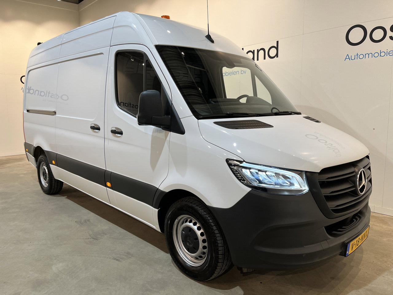 Mercedes-Benz Sprinter