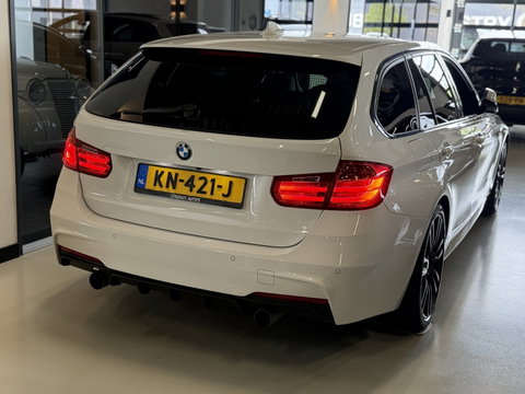 BMW 3 Serie Touring 335i xDr. TwinTurbo 306PK / High Exec / M-Sport / LED