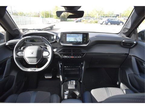 Peugeot 208 1.2 PureTech 131 pk GT-Line | Camera | Carplay | DAB | Stoelverwarming | Sfeerverlichting | Sportstoelen | Full LED