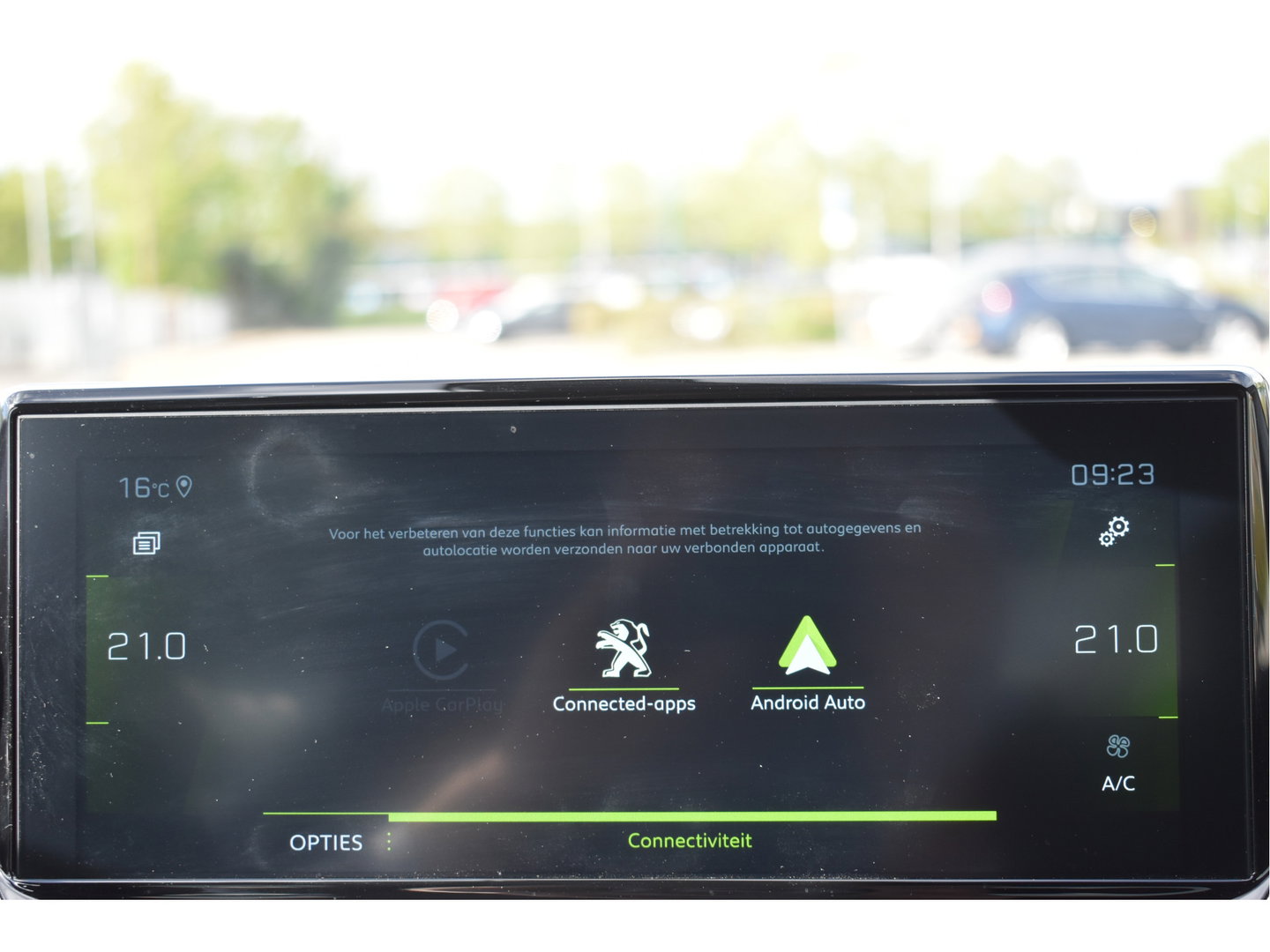 Peugeot 208 1.2 PureTech 131 pk GT-Line | Camera | Carplay | DAB | Stoelverwarming | Sfeerverlichting | Sportstoelen | Full LED