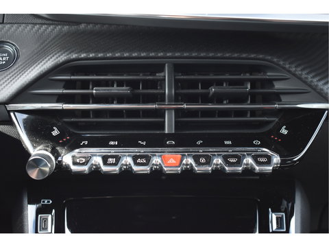 Peugeot 208 1.2 PureTech 131 pk GT-Line | Camera | Carplay | DAB | Stoelverwarming | Sfeerverlichting | Sportstoelen | Full LED