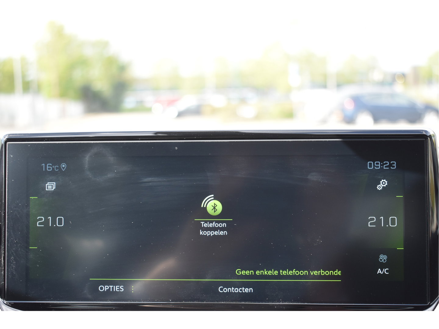 Peugeot 208 1.2 PureTech 131 pk GT-Line | Camera | Carplay | DAB | Stoelverwarming | Sfeerverlichting | Sportstoelen | Full LED