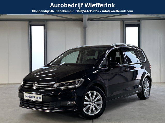 Volkswagen Touran - 1.4 TSI Highline 7p 150 pk DSG | LED | Navi | Trekhaak |