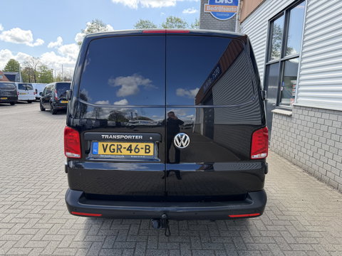 Volkswagen Transporter 2.0 TDI 150pk L2H1 30 DC 5 persoons Comfortline / vaste prijs rijklaar € 27.950 ex btw / / lease vanaf € / zwart metallic / nieuwe 20 inch velgen + banden / euro 6