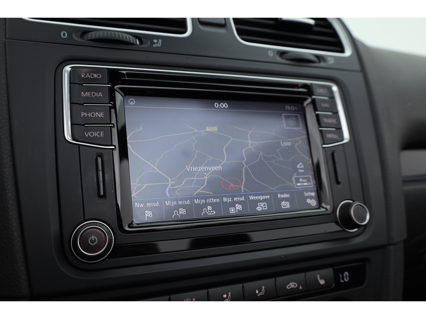 Volkswagen Golf Cabriolet 1.2 TSI BlueMotion Exclusive Series | Orgi. NL | Navi | Stoelverw. | PDC | Bi-Xenon | Bluetooth | 18'' |