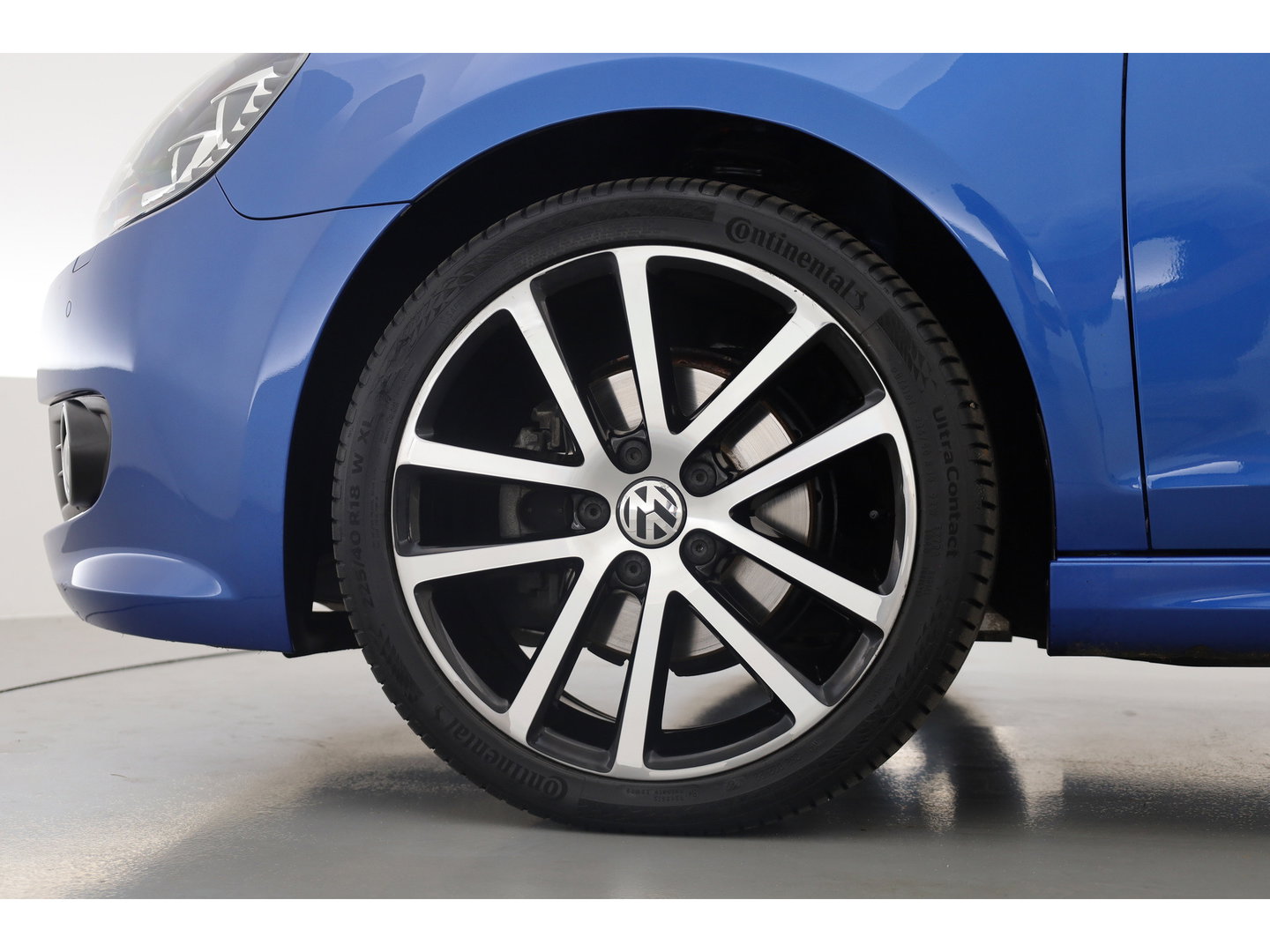 Volkswagen Golf Cabriolet 1.2 TSI BlueMotion Exclusive Series | Orgi. NL | Navi | Stoelverw. | PDC | Bi-Xenon | Bluetooth | 18'' |