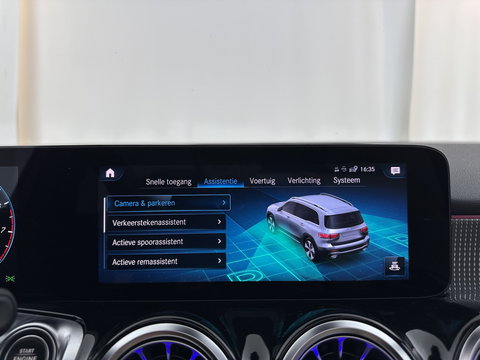 Mercedes-Benz GLB 180 Business Solution (INCL-BTW) Aut. *PANO | LEATHER | FULL-LED | BLINDSPOT | MEMORY-PACK | AMBIENTLIGHT | HEATED-SPORTSEATS | WIDESCREEN-COCKPIT | DAB+ | NAVI-FULLMAP | ADAPTIVE-CRUISE | CAMERA | PRIVACYGLASS |