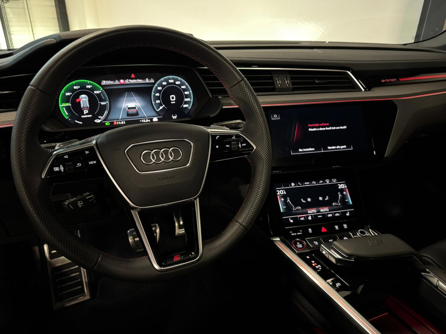 Audi Q8 e-tron S quattro SQ8 115 kWh SQ8 PANO KEYLESS CARBON HUD