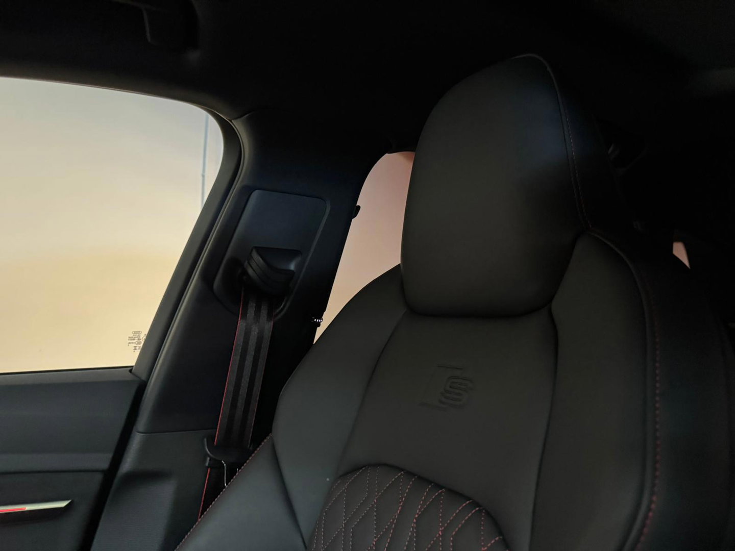 Audi Q8 e-tron S quattro SQ8 115 kWh SQ8 PANO KEYLESS CARBON HUD