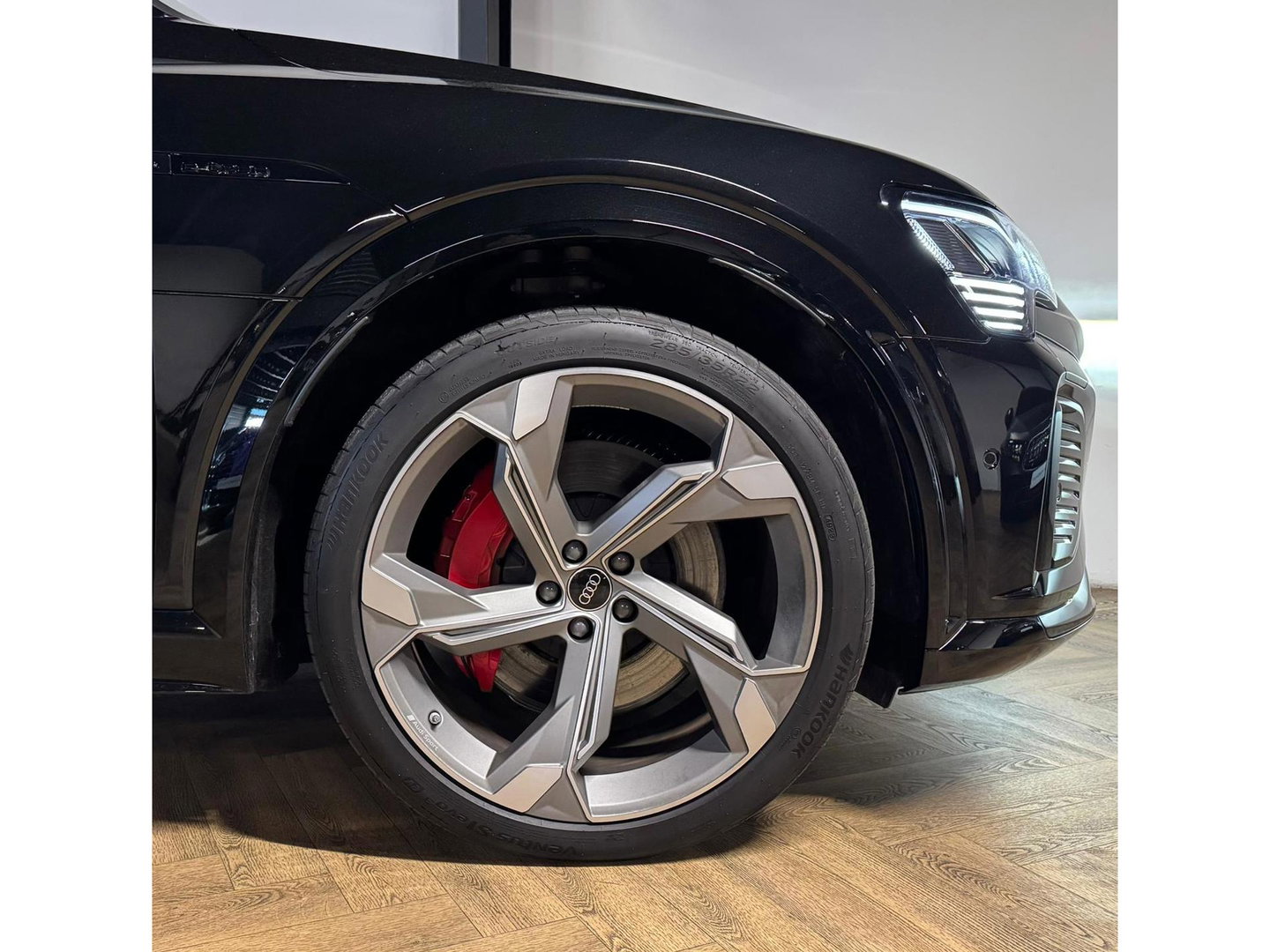Audi Q8 e-tron S quattro SQ8 115 kWh SQ8 PANO KEYLESS CARBON HUD