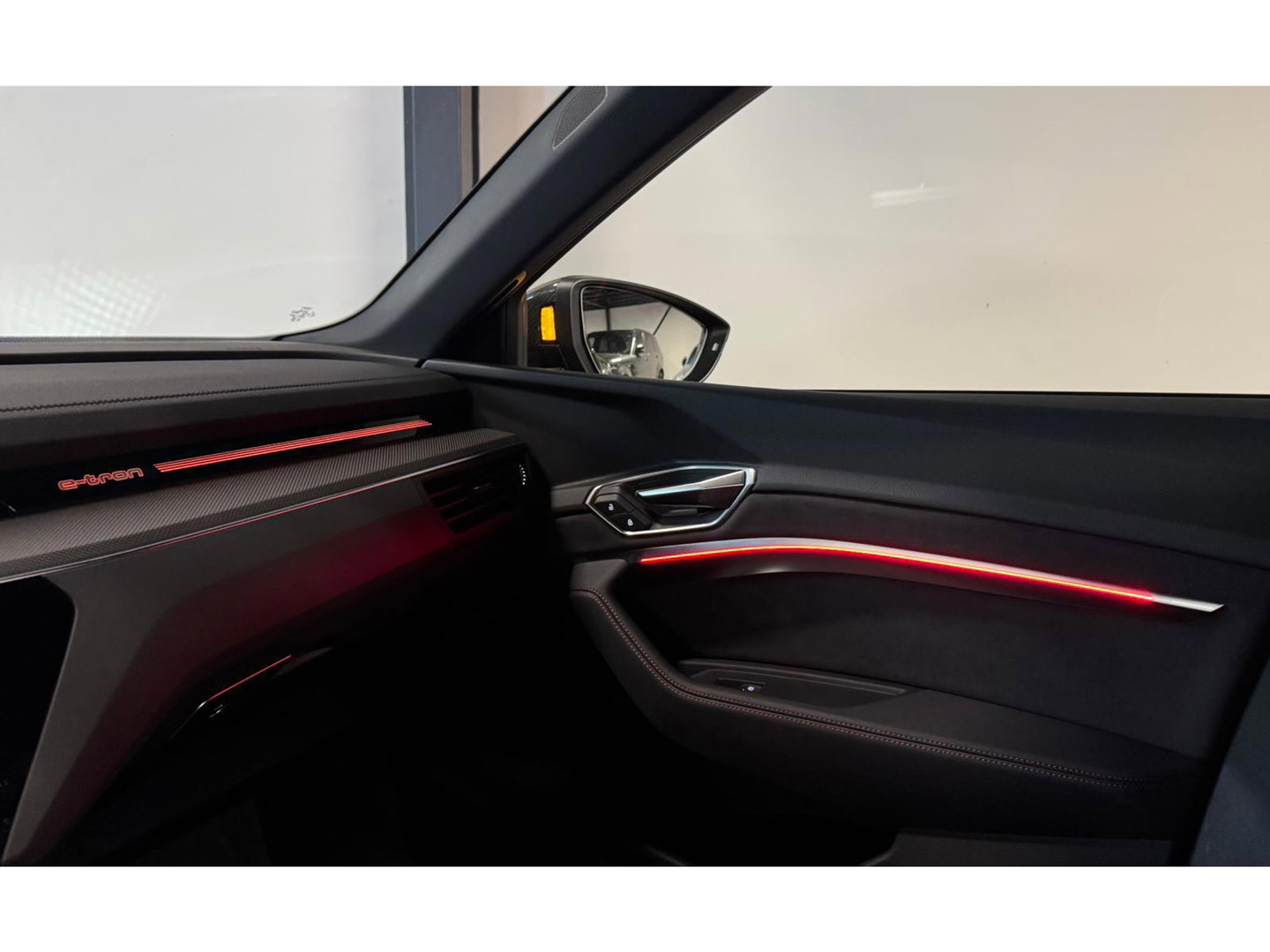 Audi Q8 e-tron S quattro SQ8 115 kWh SQ8 PANO KEYLESS CARBON HUD