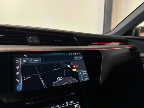 Audi Q8 e-tron S quattro SQ8 115 kWh SQ8 PANO KEYLESS CARBON HUD