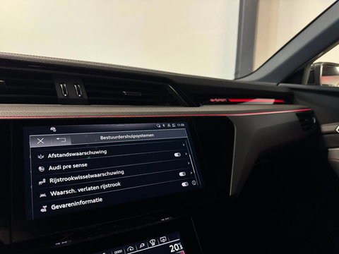 Audi Q8 e-tron S quattro SQ8 115 kWh SQ8 PANO KEYLESS CARBON HUD