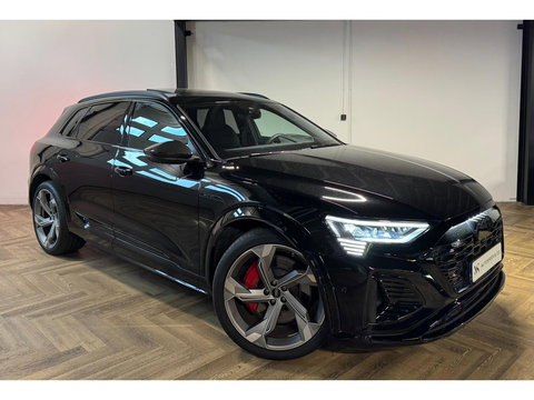 Audi Q8 e-tron S quattro SQ8 115 kWh SQ8 PANO KEYLESS CARBON HUD