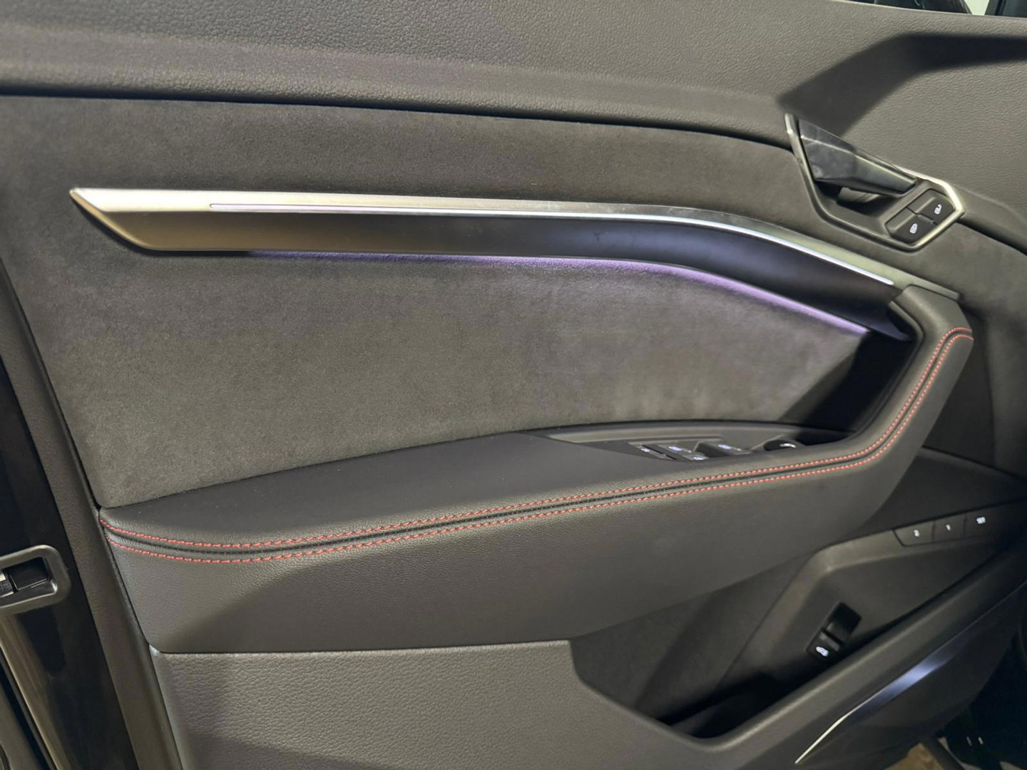 Audi Q8 e-tron S quattro SQ8 115 kWh SQ8 PANO KEYLESS CARBON HUD