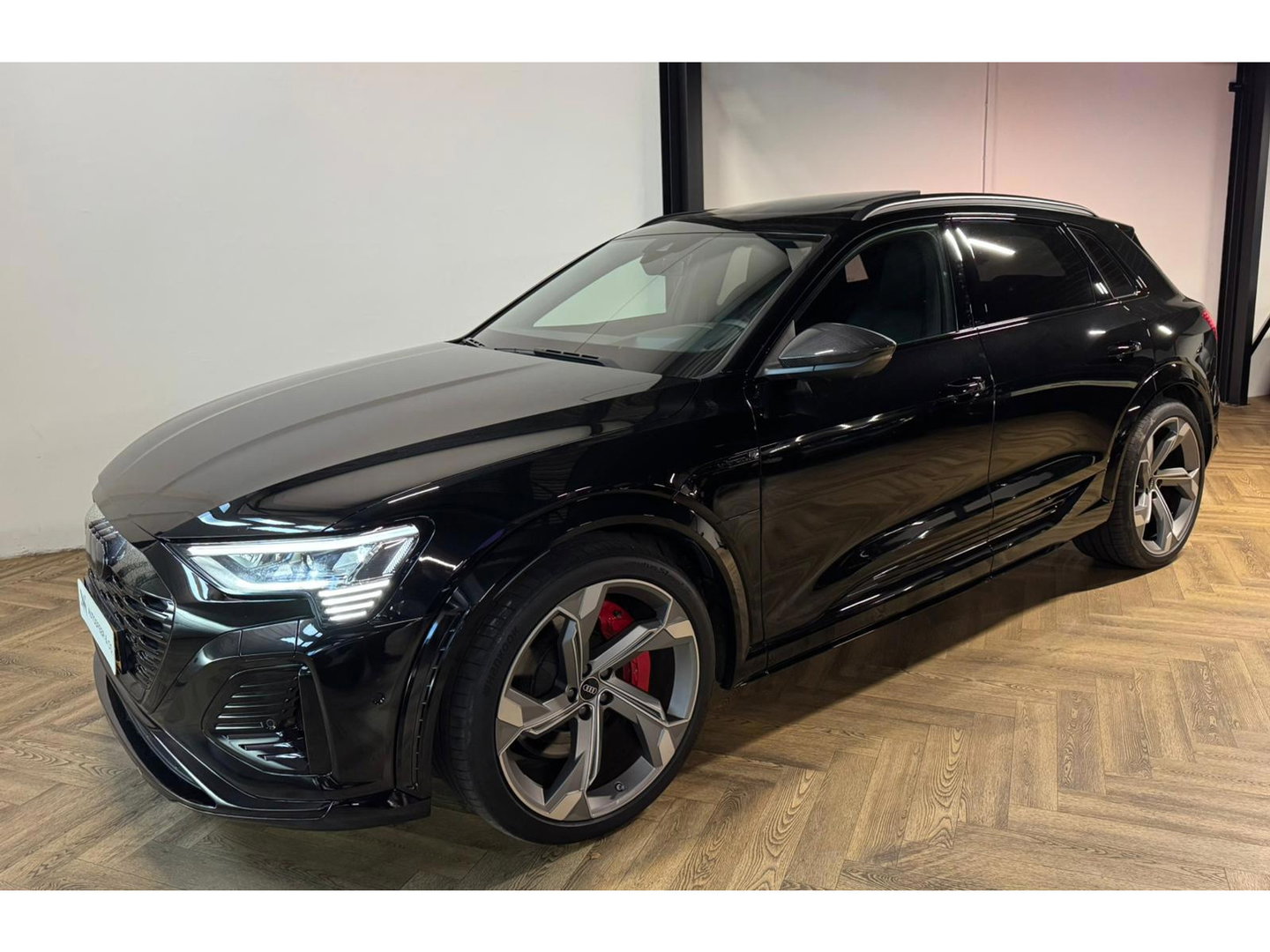 Audi Q8 e-tron S quattro SQ8 115 kWh SQ8 PANO KEYLESS CARBON HUD