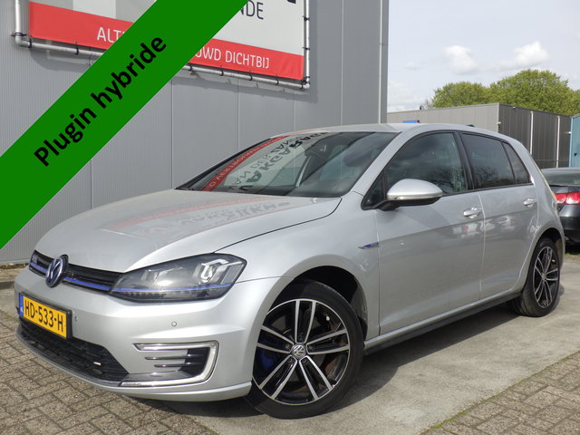 Volkswagen Golf - 1.4 TSI GTE AUT PHEV, Cruise, Carplay, NL/NAP!