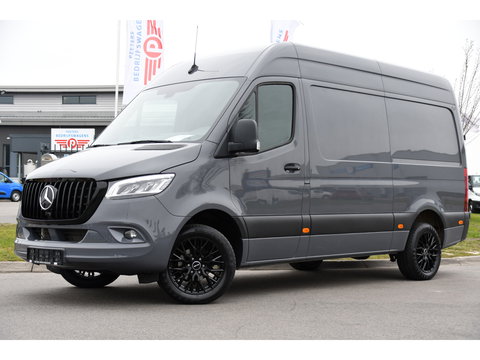 Mercedes-Benz Sprinter 317 1.9 CDI L2H2 RWD AMG Edition Camera, Cruise, Carplay, LED, Trekhaak, Automaat, Mbux, 170pk, Sensoren, Uniek!
