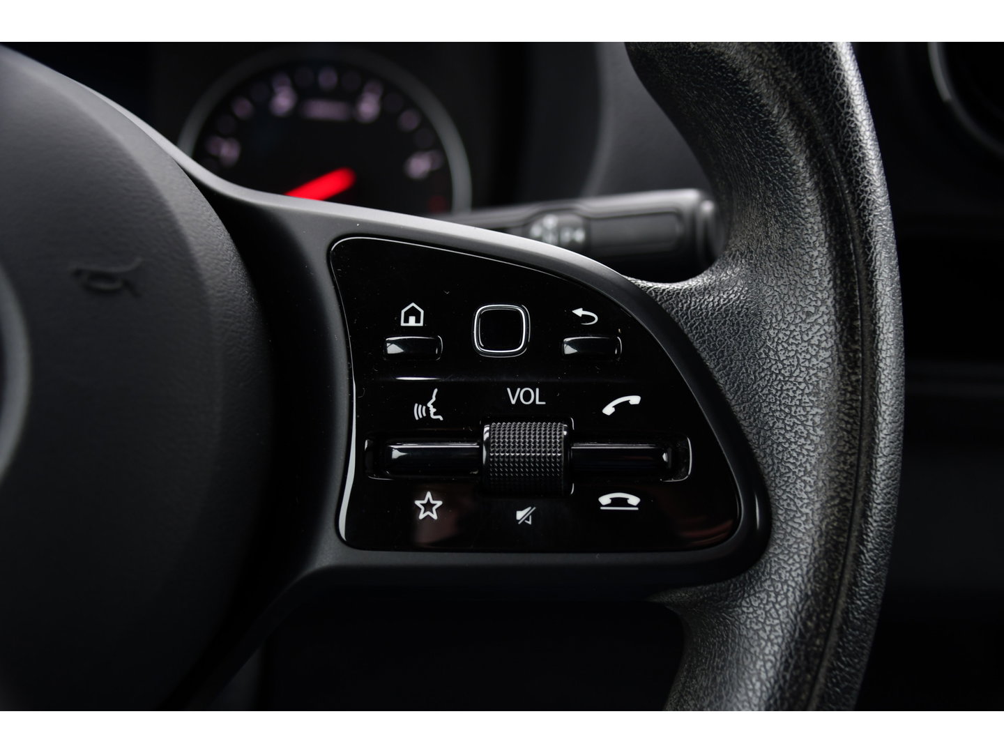 Mercedes-Benz Sprinter 317 1.9 CDI L2H2 RWD AMG Edition Camera, Cruise, Carplay, LED, Trekhaak, Automaat, Mbux, 170pk, Sensoren, Uniek!