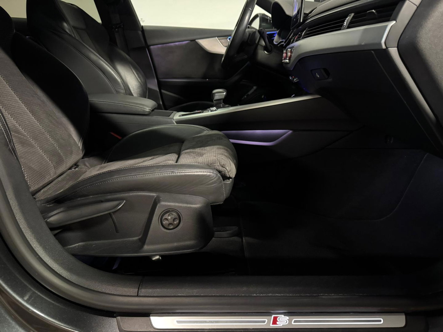 Audi A5 Sportback 40 TFSI S edition PANO KEYLESS CAM