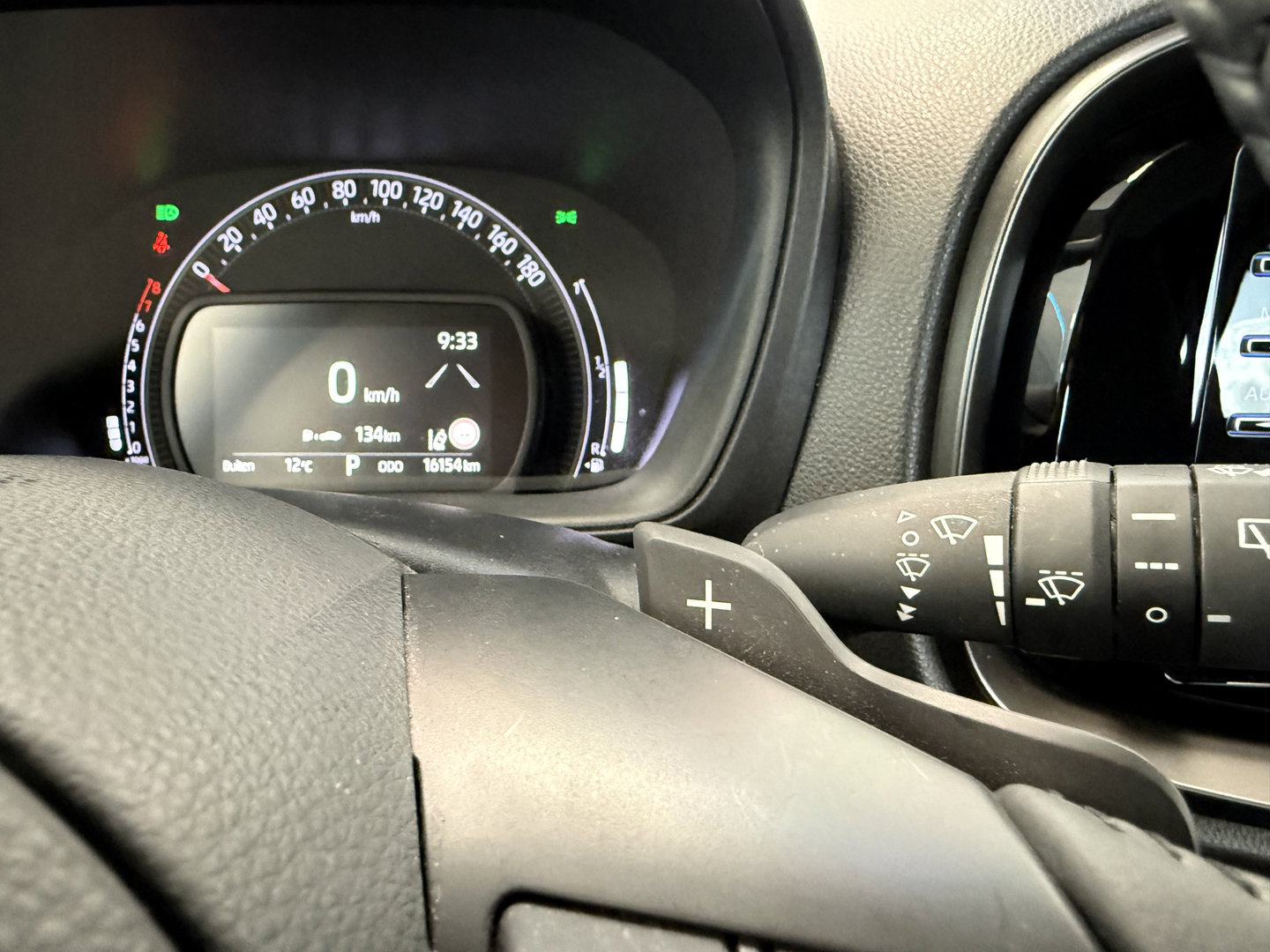 Toyota Aygo X 1.0 VVT-i S-CVT Play 24 Maanden garantie* (Vraag naar de voorwaarden)