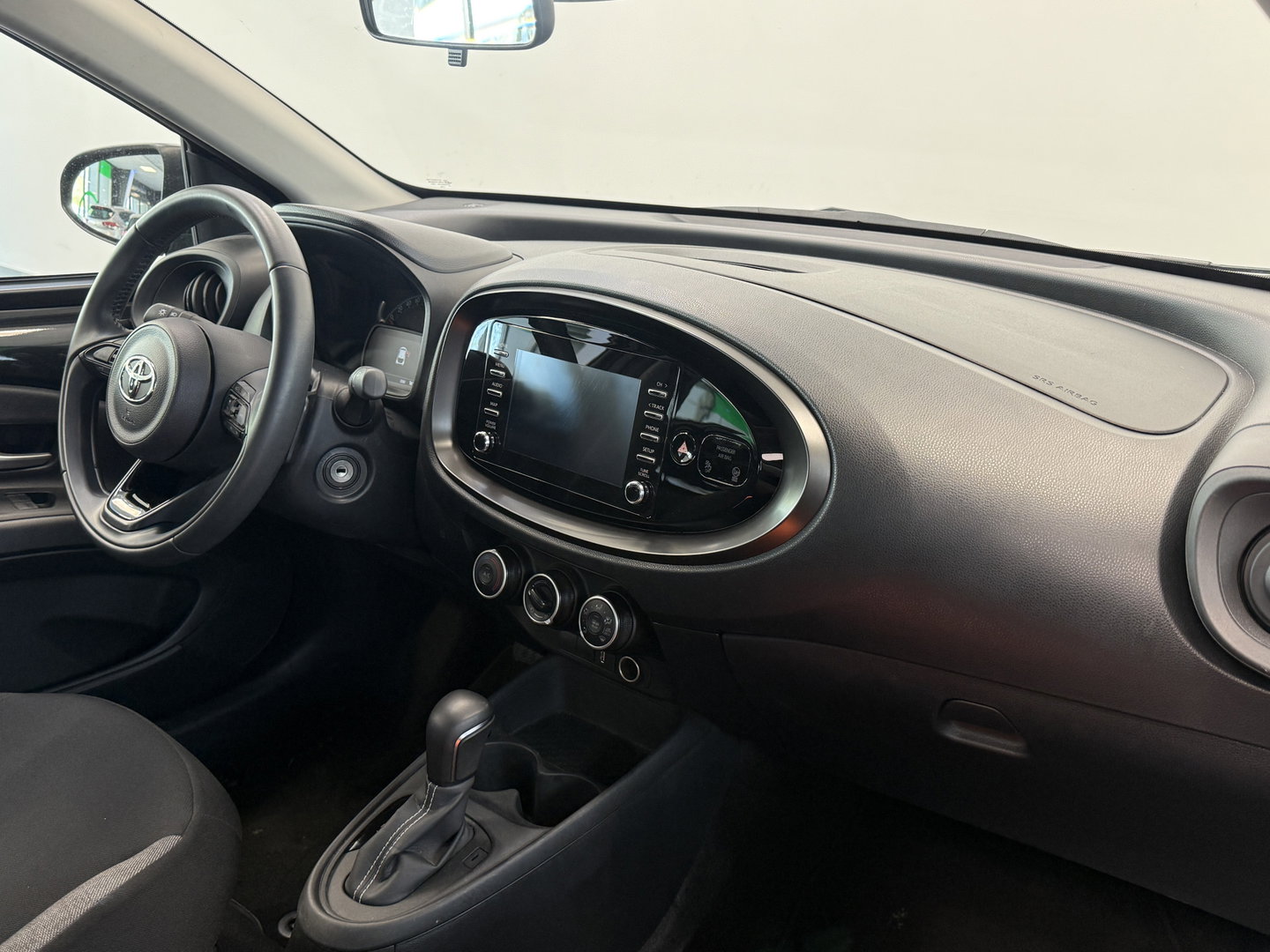 Toyota Aygo X 1.0 VVT-i S-CVT Play 24 Maanden garantie* (Vraag naar de voorwaarden)