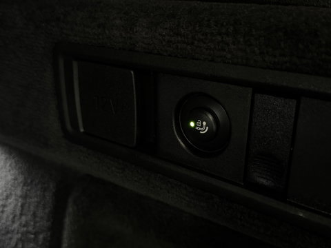 BMW X5 50e 490PK X-Drive M- Individual / Frozen Grey / Carbon