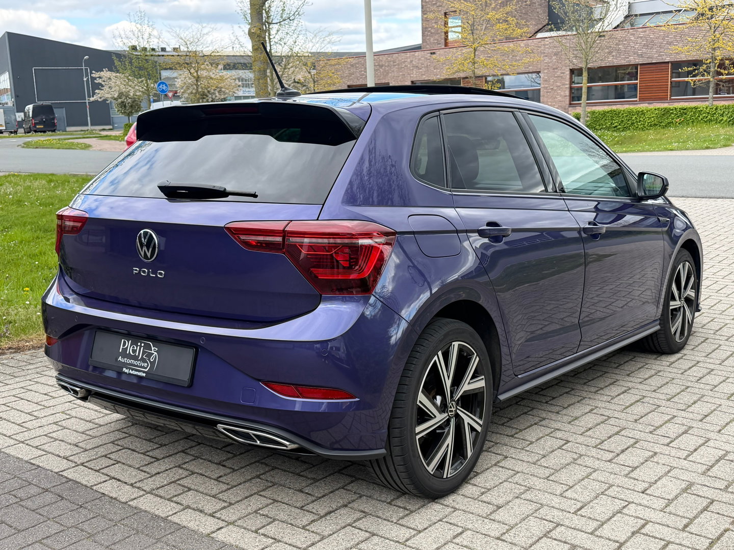 Volkswagen Polo 1.0 TSI R-Line Business|Pano|ACC|Camera|Stoelverwarming