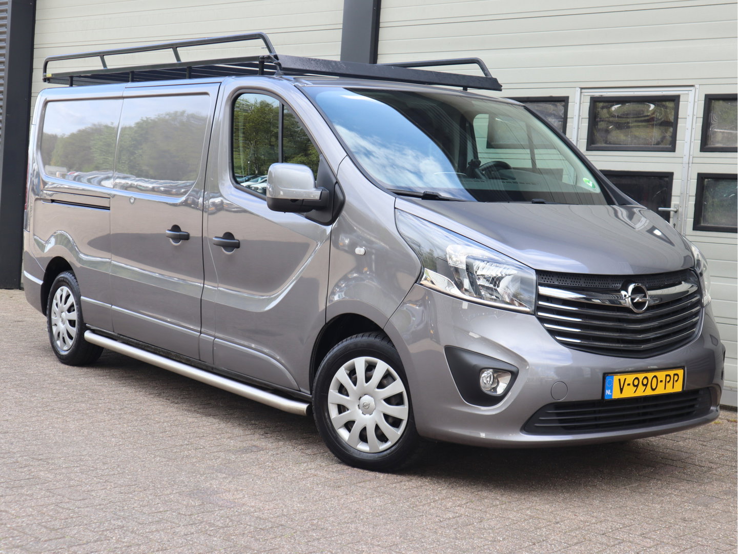 Opel Vivaro 1.6 CDTI 122pk Euro 6 - L2 Lang - Trekhaak - Airco - Navi