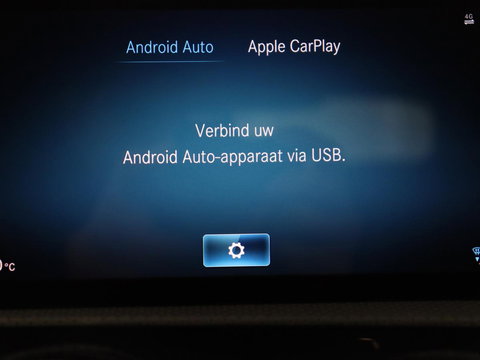 Mercedes-Benz A-Klasse 180 Advantage | Stoelverwarming | Carplay | Half leder | Widescreen | Navigatie | Park Assist | Full LED | DAB | Camera | Navigatie | Climate control | Cruise control | Bluetooth