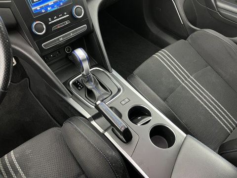 Renault Mégane Estate 1.6 TCe GT Aut. *FULL-LED | NAVI-FULLMAP | BOSE-SOUND | DIGI-COCKPIT | SPORT-SEATS | SHIFT-PADDLES | DAB+ | KEYLESS | PRIVACY-GLASS | ECC | PDC | CRUISE | 18''ALU*