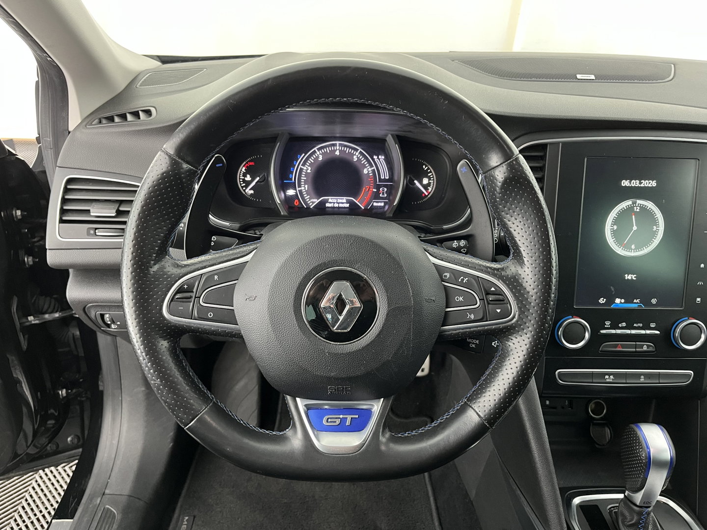 Renault Mégane Estate 1.6 TCe GT Aut. *FULL-LED | NAVI-FULLMAP | BOSE-SOUND | DIGI-COCKPIT | SPORT-SEATS | SHIFT-PADDLES | DAB+ | KEYLESS | PRIVACY-GLASS | ECC | PDC | CRUISE | 18''ALU*
