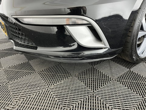 Renault Mégane Estate 1.6 TCe GT Aut. *FULL-LED | NAVI-FULLMAP | BOSE-SOUND | DIGI-COCKPIT | SPORT-SEATS | SHIFT-PADDLES | DAB+ | KEYLESS | PRIVACY-GLASS | ECC | PDC | CRUISE | 18''ALU*