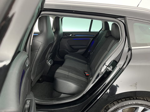 Renault Mégane Estate 1.6 TCe GT Aut. *FULL-LED | NAVI-FULLMAP | BOSE-SOUND | DIGI-COCKPIT | SPORT-SEATS | SHIFT-PADDLES | DAB+ | KEYLESS | PRIVACY-GLASS | ECC | PDC | CRUISE | 18''ALU*