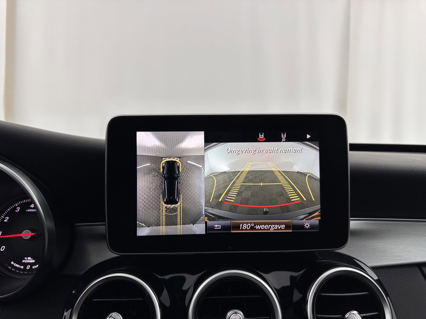 Mercedes-Benz C-Klasse Estate 350 e Lease Edition (Plug-In) Aut. *PANO | LEATHER | TOPVIEW | BURMESTER | AIRMATIC | HEAD-UP | FULL-LED | HEATED-SPORTSEATS | NAVI-FULLMAP | ECC | TOWBAR | PDC | SHIFTPADDLES | CRUISE | 18''ALU *