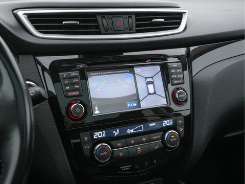 Nissan QASHQAI 1.2 Tekna *PANO | FULL-LEATHER | TOP-VIEW | BLIND-SPOT | NAVI-FULLMAP | HEATED-COMFORTSEATS | KEYLESS | DAB+ | PRIVACY-GLASS | 19''ALU*